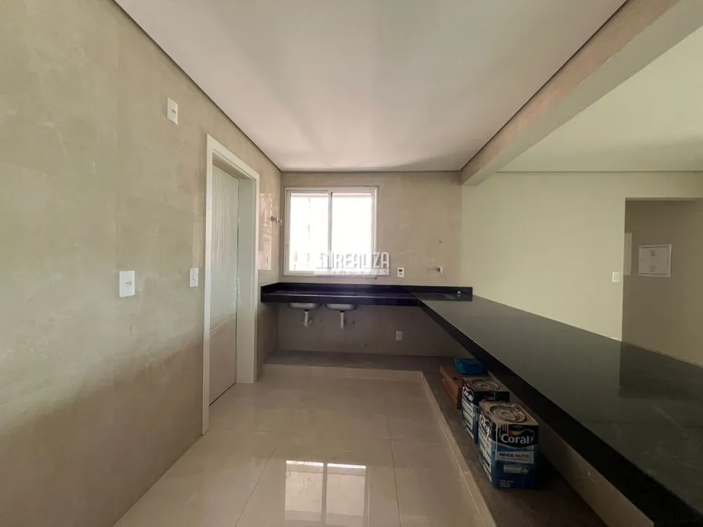 Apartamento, 3 quartos, 125 m² - Foto 2