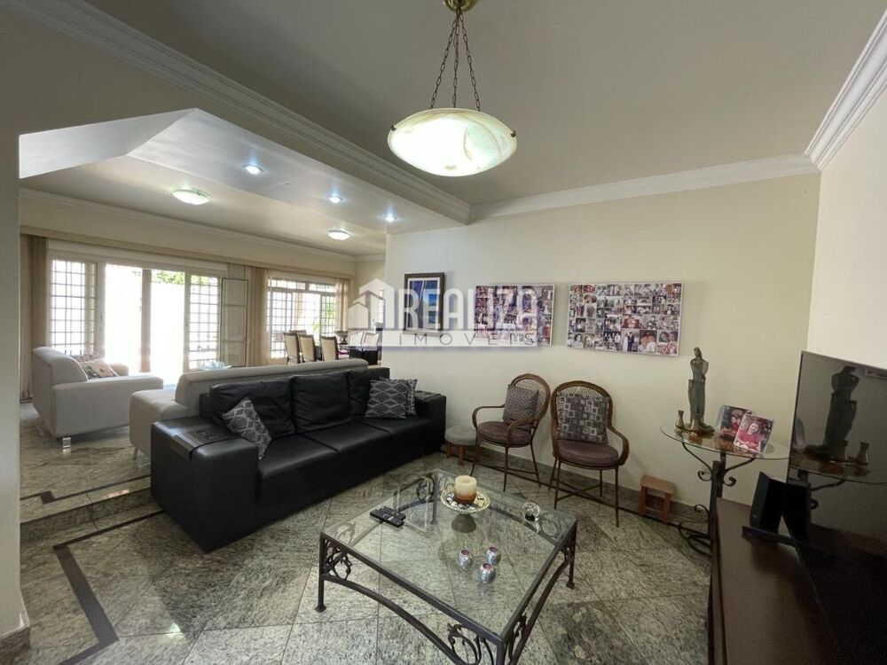 Casa, 4 quartos, 235 m² - Foto 11