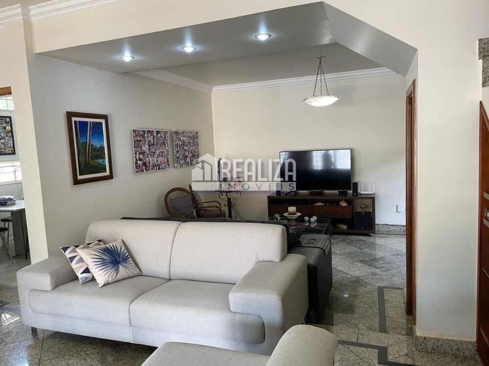 Casa, 4 quartos, 235 m² - Foto 5