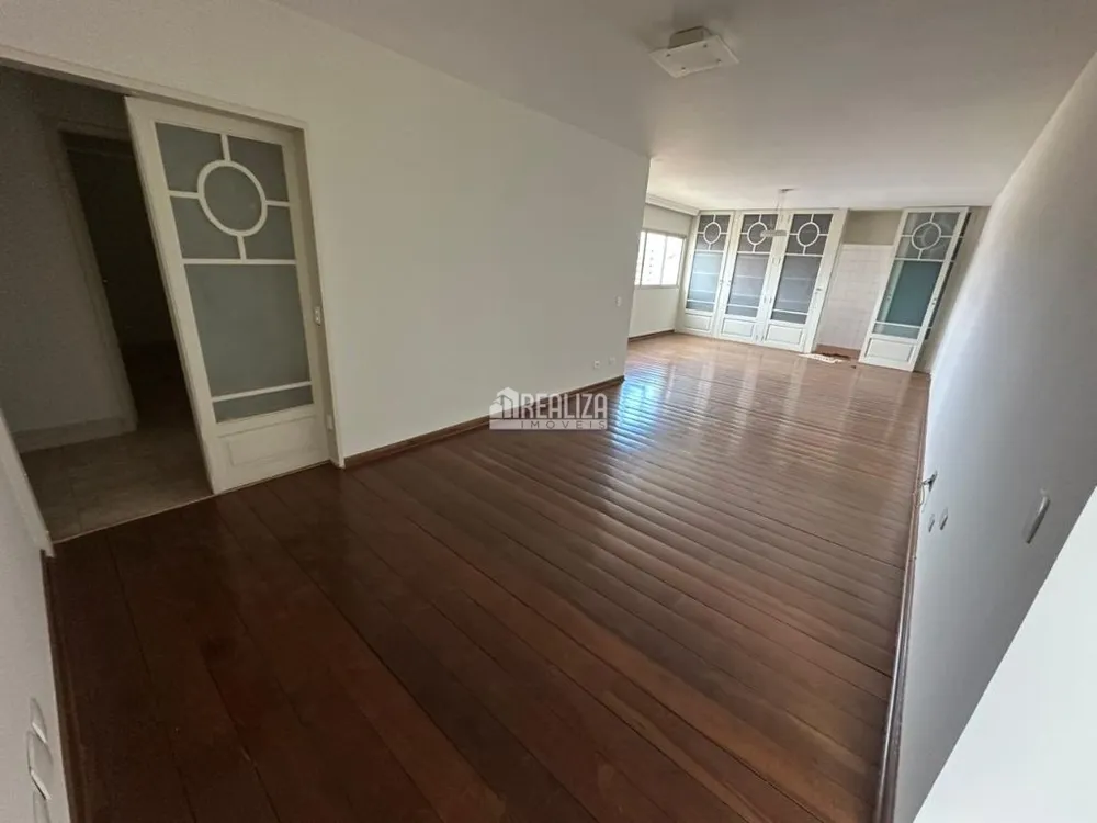 Apartamento, 3 quartos, 299 m² - Foto 1