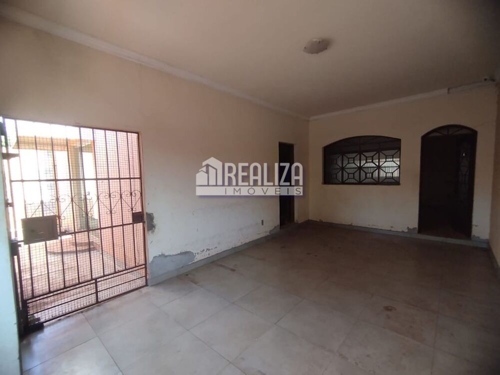 Casa, 3 quartos, 171 m² - Foto 2