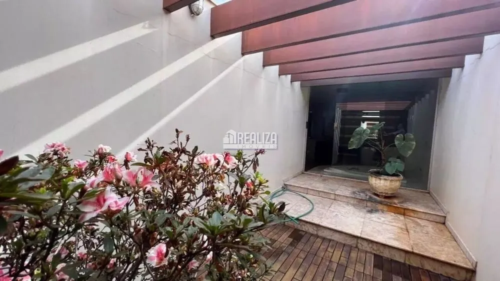 Casa, 4 quartos, 567 m² - Foto 1