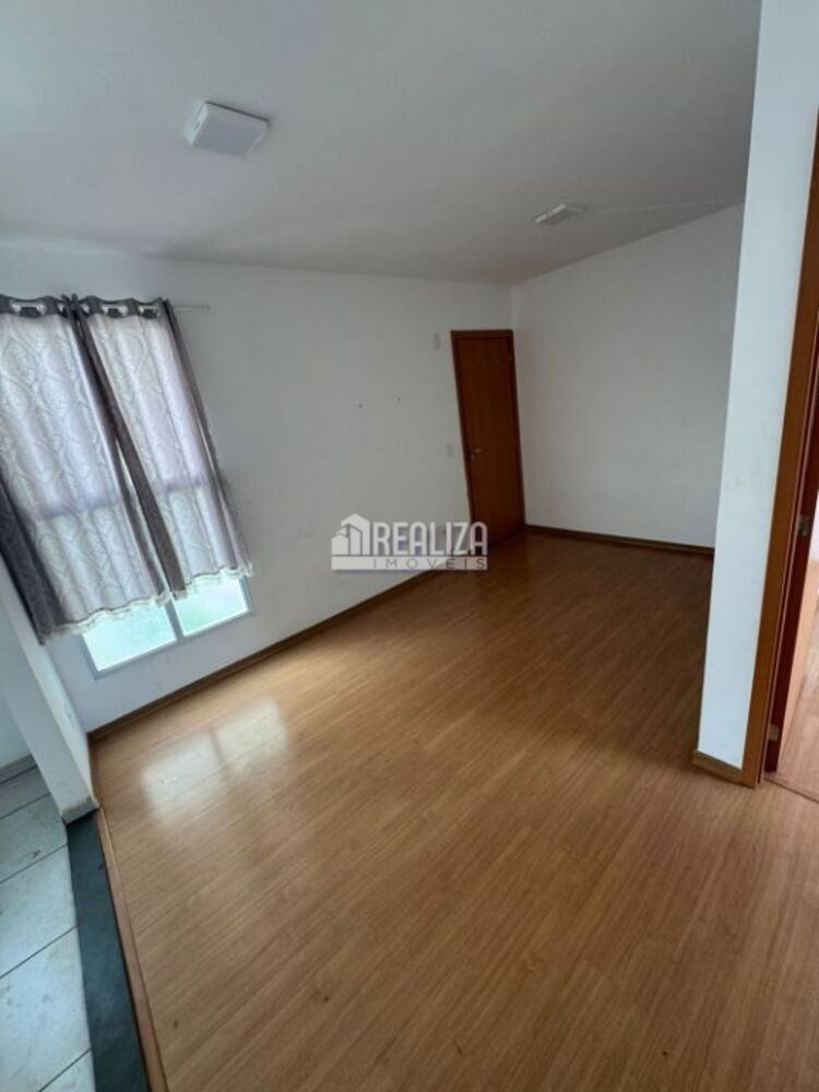 Apartamento à venda com 2 quartos, 50m² - Foto 4