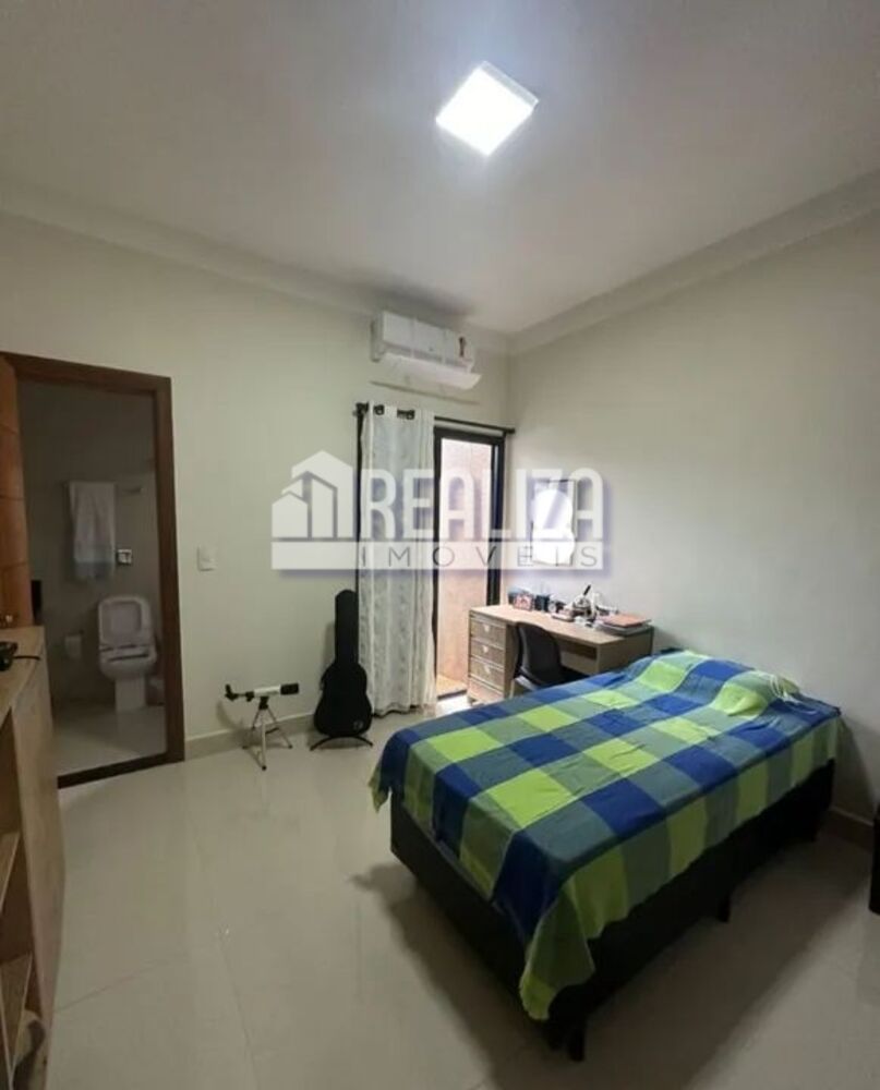 Casa de Condomínio à venda com 4 quartos, 190m² - Foto 6