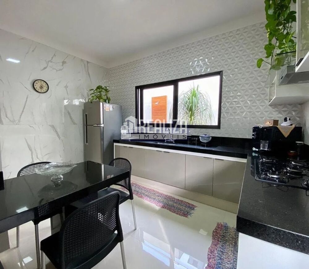 Casa de Condomínio à venda com 4 quartos, 190m² - Foto 3