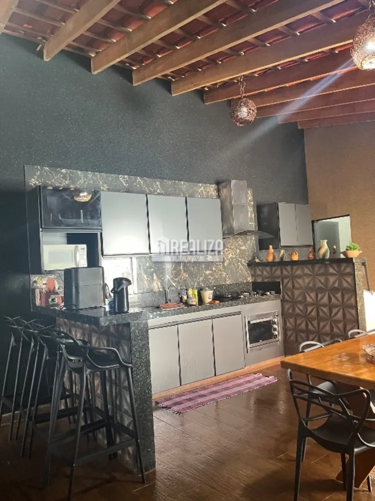 Casa, 2 quartos, 119 m² - Foto 2