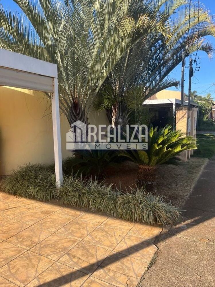 Casa, 3 quartos, 200 m² - Foto 1