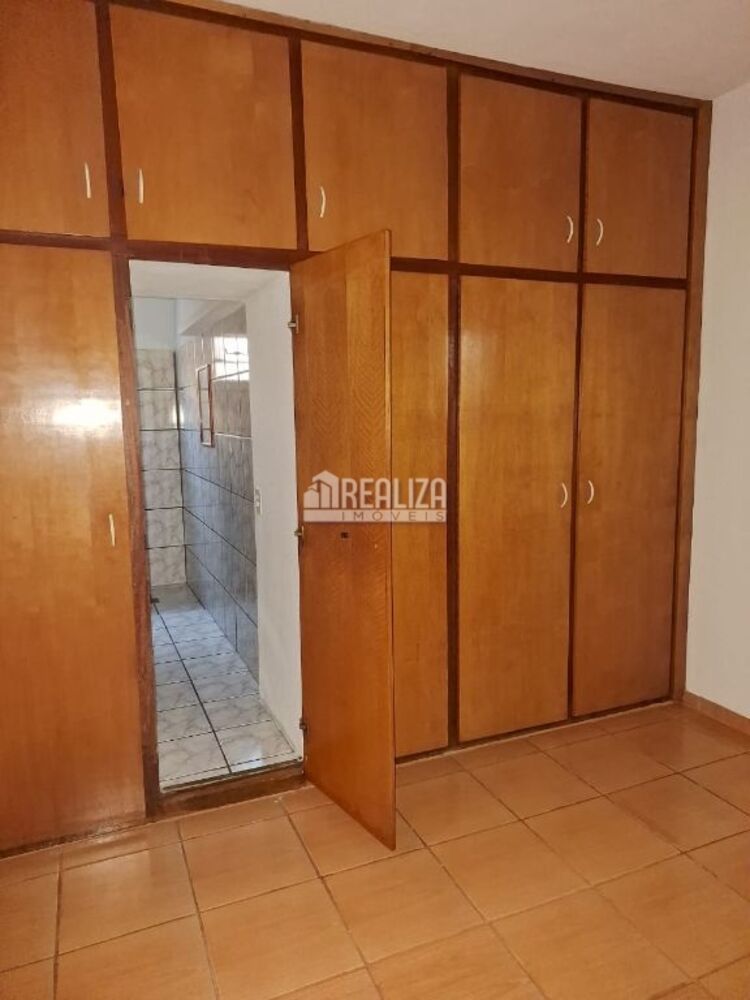 Casa, 3 quartos, 164 m² - Foto 3