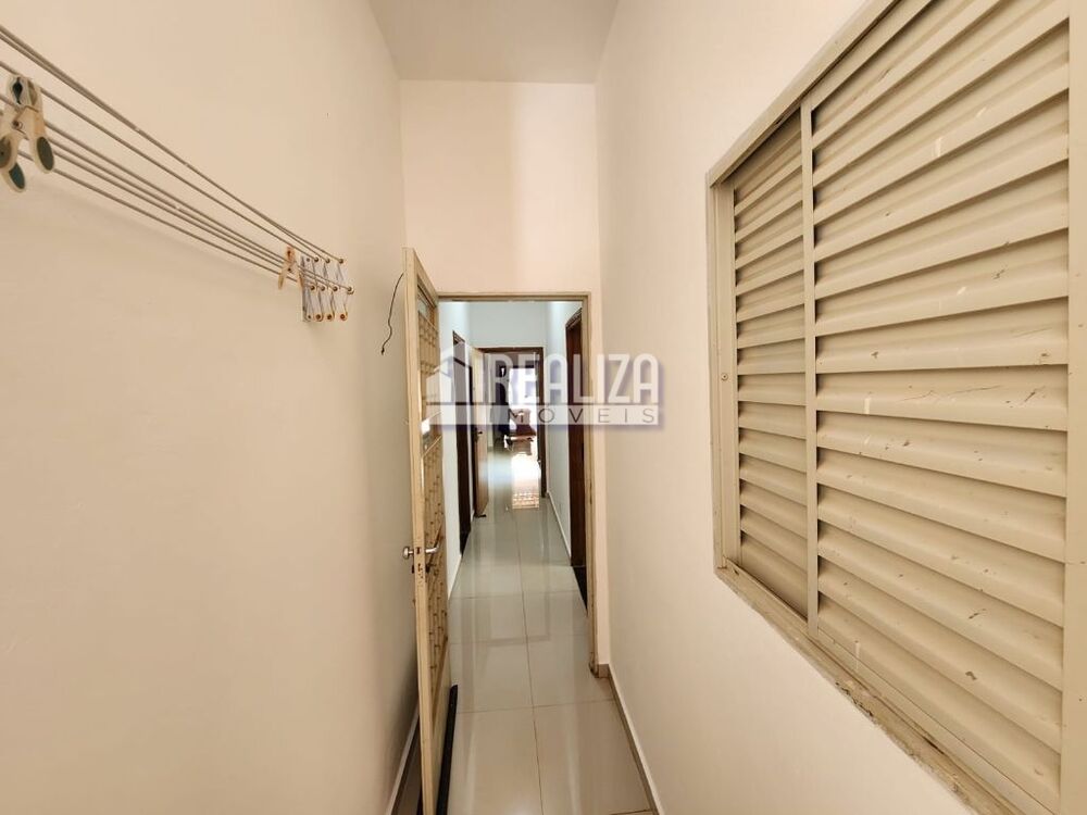 Casa, 3 quartos, 180 m² - Foto 3