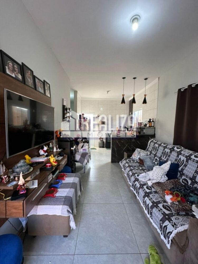 Casa à venda com 2 quartos, 59m² - Foto 7
