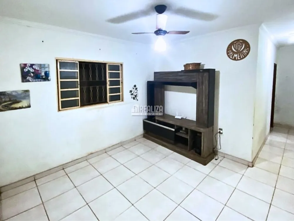 Casa, 2 quartos, 80 m² - Foto 1