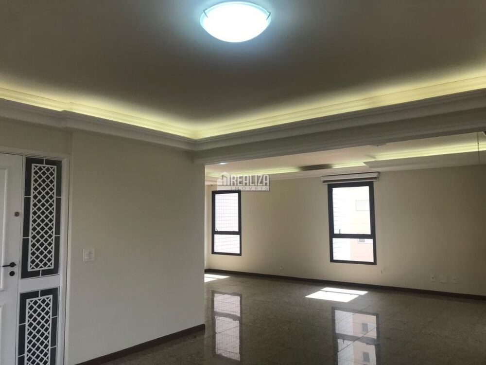 Apartamento, 3 quartos, 212 m² - Foto 2