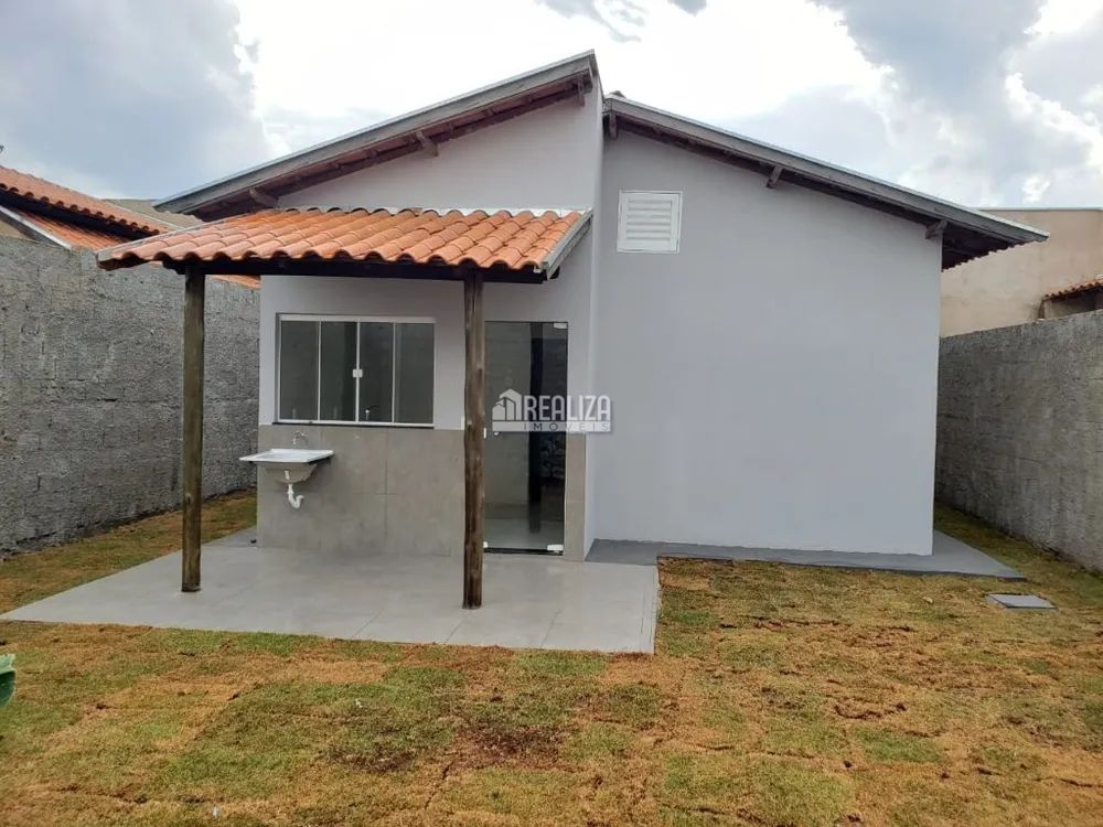 Casa, 2 quartos, 72 m² - Foto 1