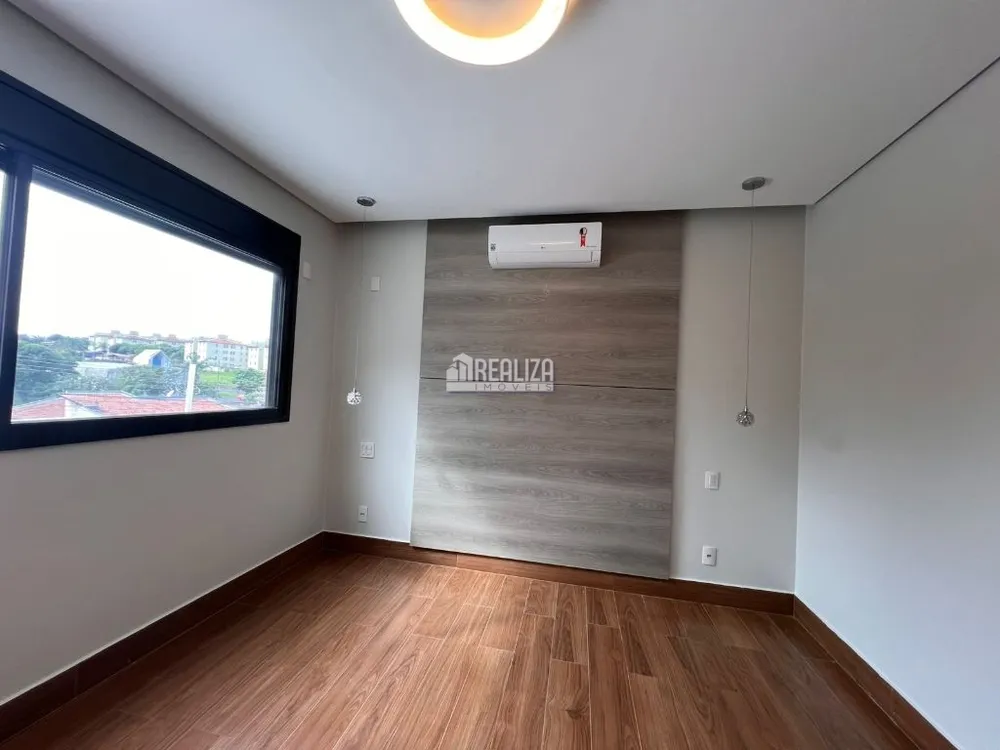 Casa, 4 quartos, 318 m² - Foto 7