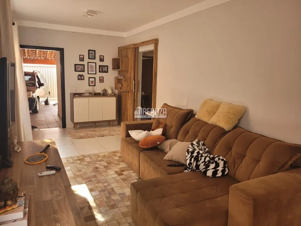 Casa, 3 quartos, 250 m² - Foto 3