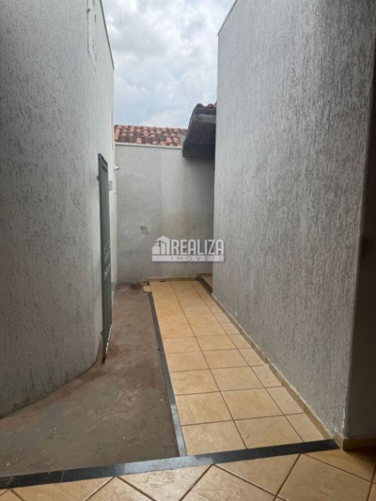 Casa, 3 quartos, 300 m² - Foto 8
