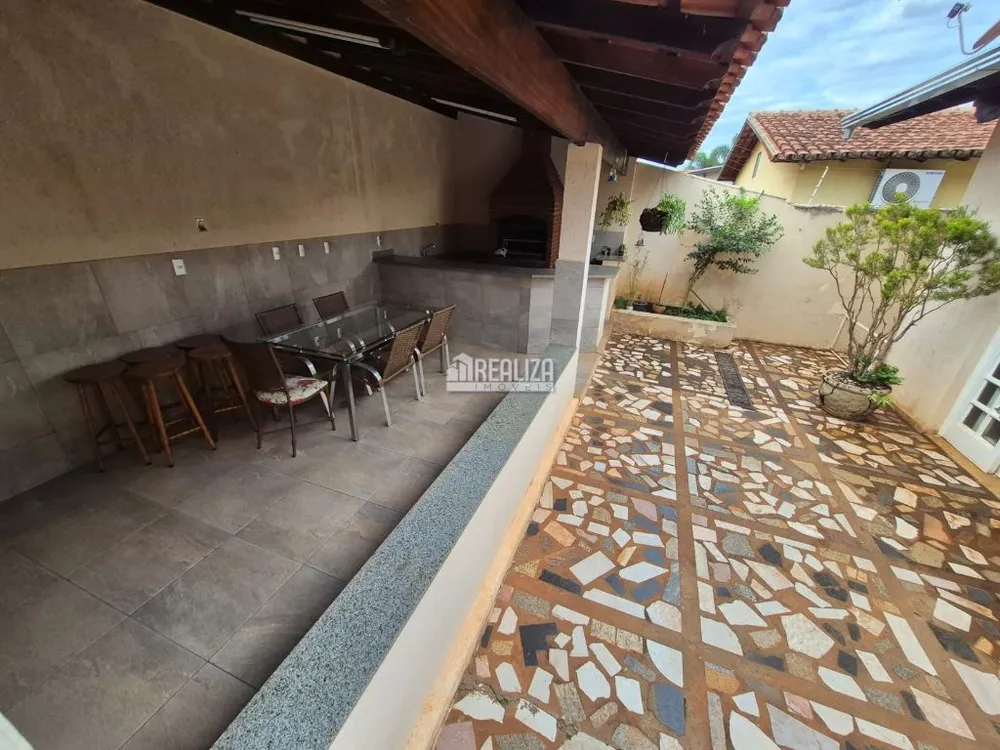Casa, 6 quartos, 322 m² - Foto 5