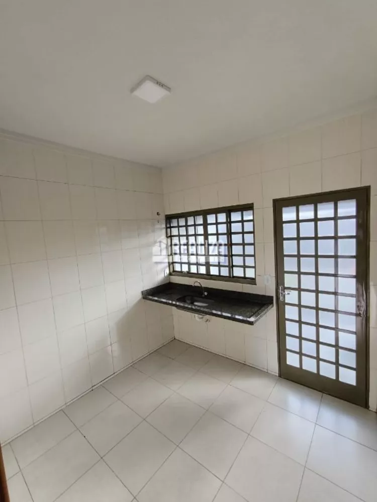 Casa, 2 quartos, 48 m² - Foto 4