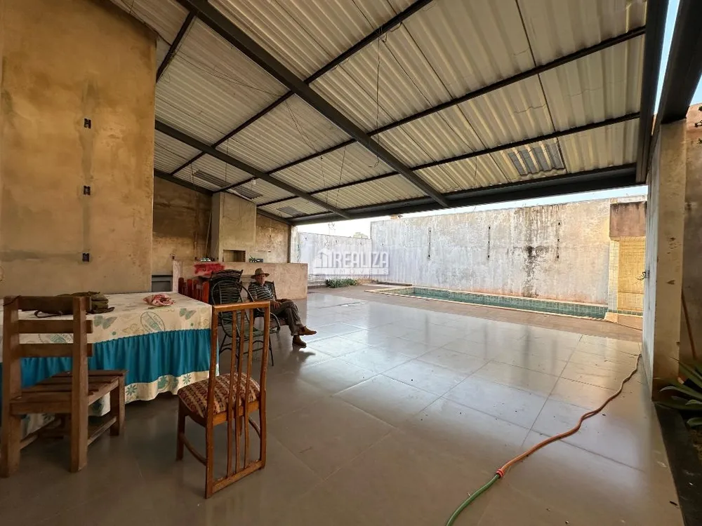 Casa, 4 quartos, 440 m² - Foto 1