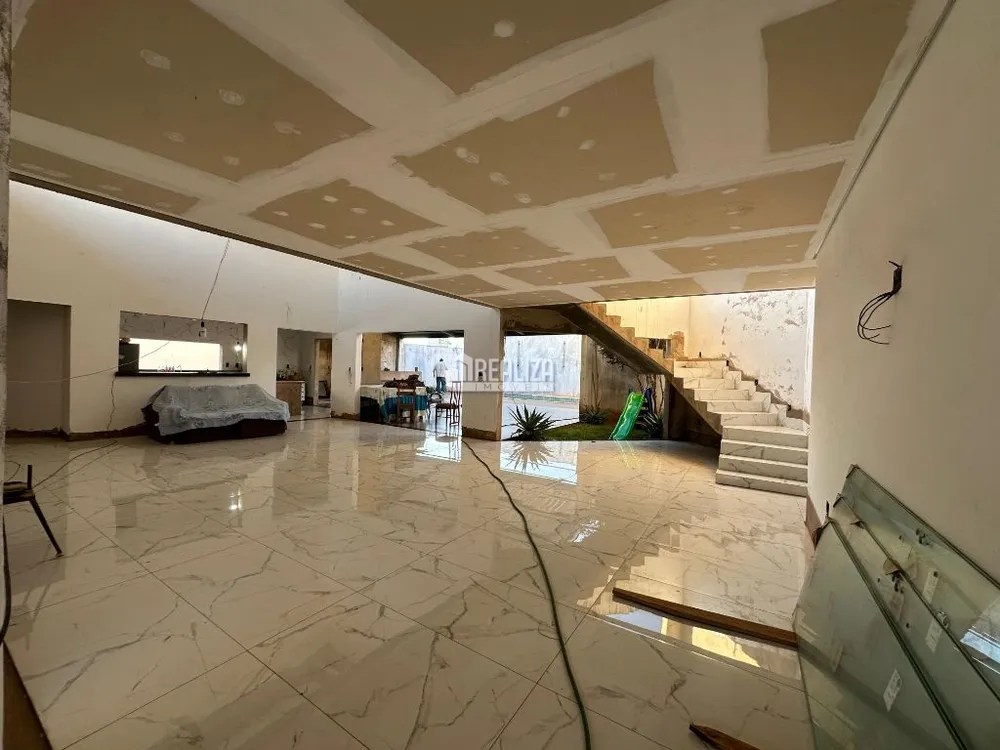 Casa, 4 quartos, 440 m² - Foto 8