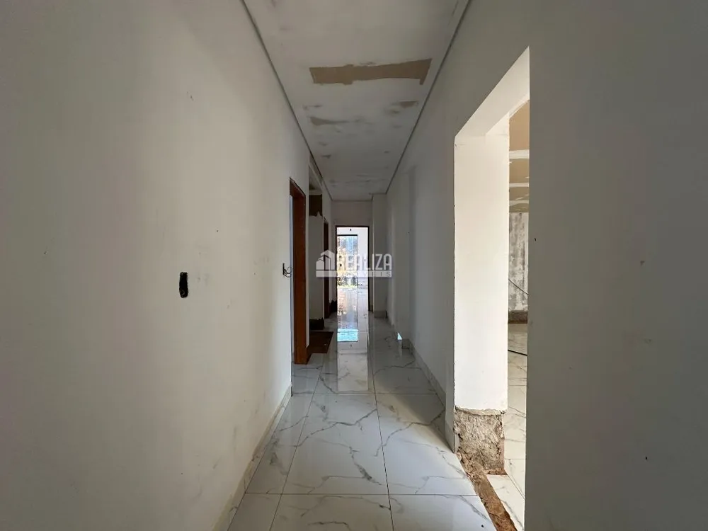 Casa, 4 quartos, 440 m² - Foto 9