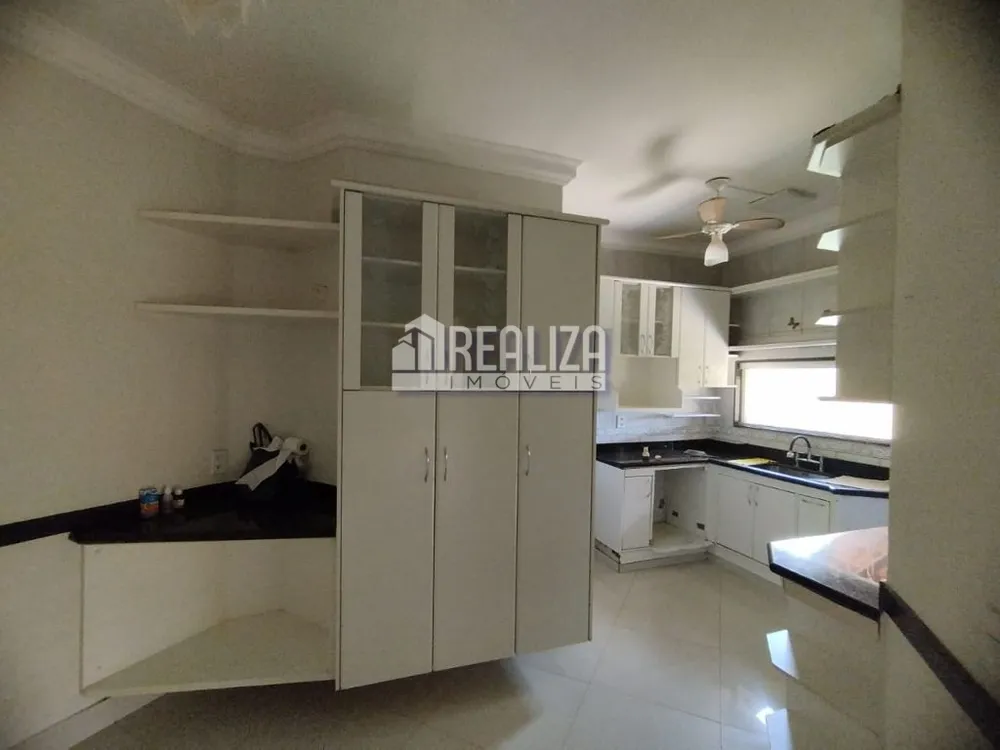 Casa, 3 quartos, 281 m² - Foto 13