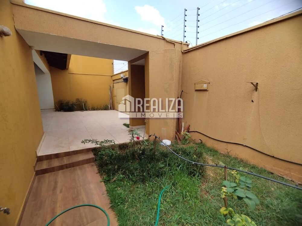 Casa, 3 quartos, 281 m² - Foto 4