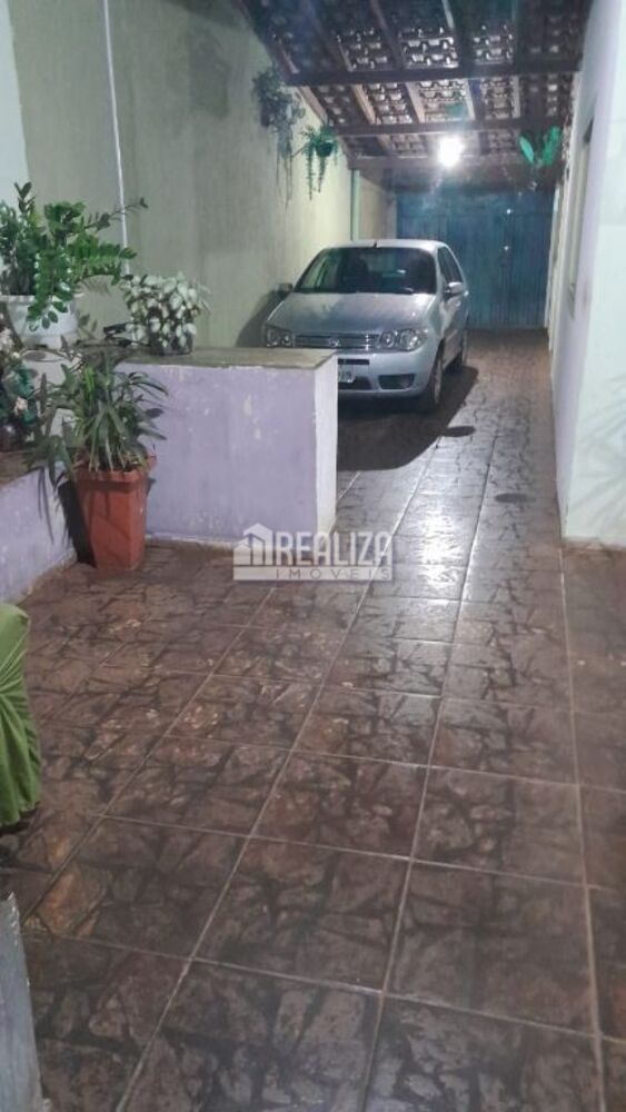 Casa, 4 quartos, 139 m² - Foto 2