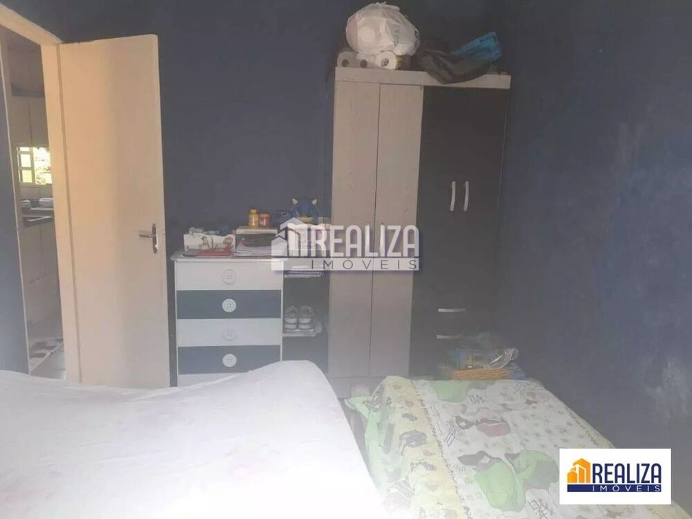 Casa à venda com 2 quartos, 70m² - Foto 9