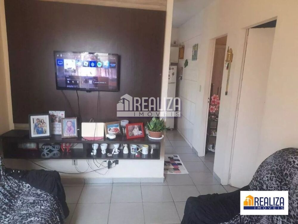 Casa à venda com 2 quartos, 70m² - Foto 7