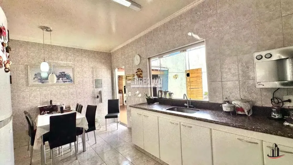 Casa, 3 quartos, 161 m² - Foto 12