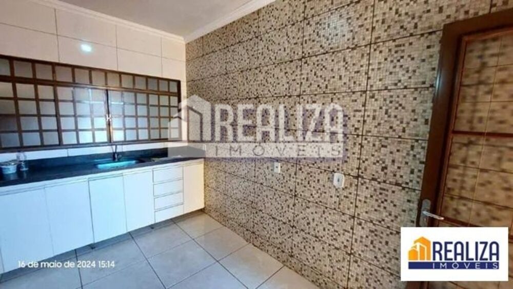 Casa, 2 quartos, 64 m² - Foto 1