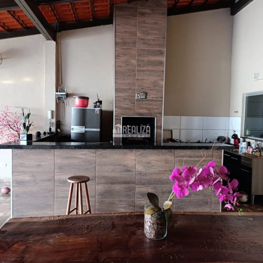 Casa, 1 quarto, 140 m² - Foto 2