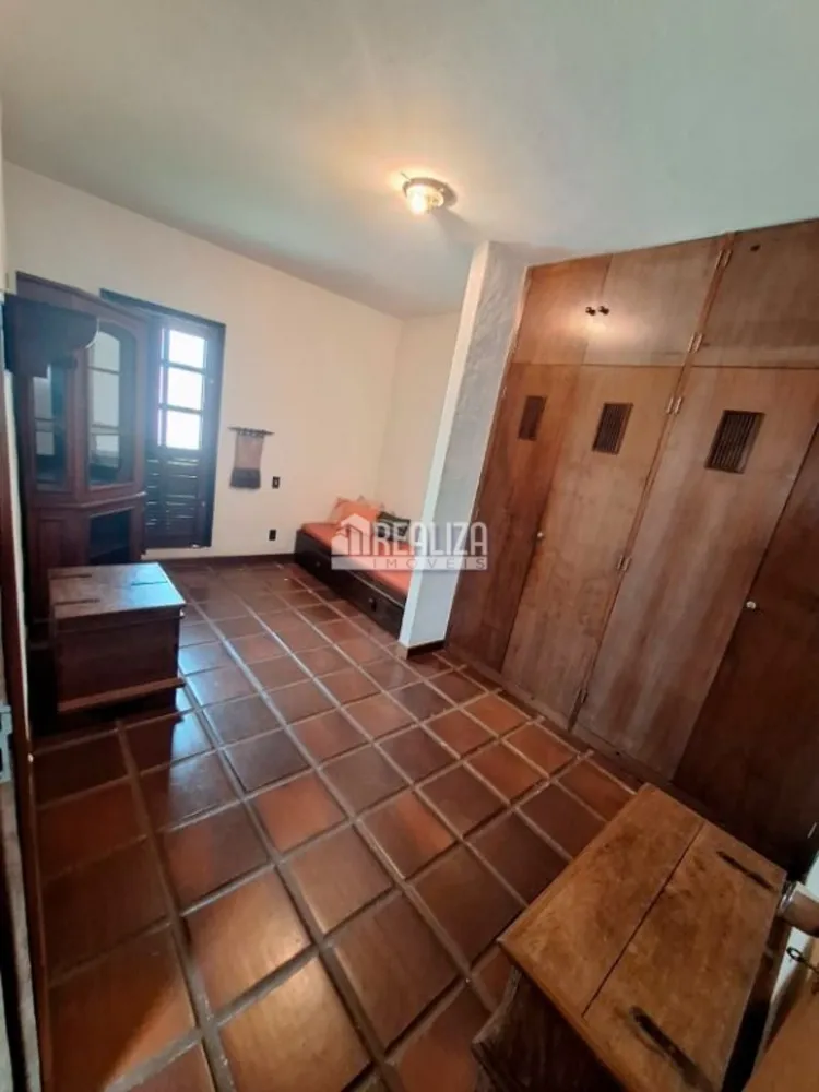 Casa, 3 quartos, 231 m² - Foto 6