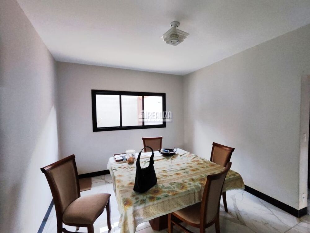 Casa, 3 quartos, 230 m² - Foto 5