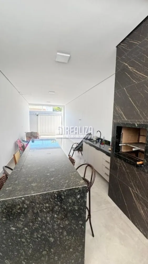 Casa, 3 quartos, 280 m² - Foto 3
