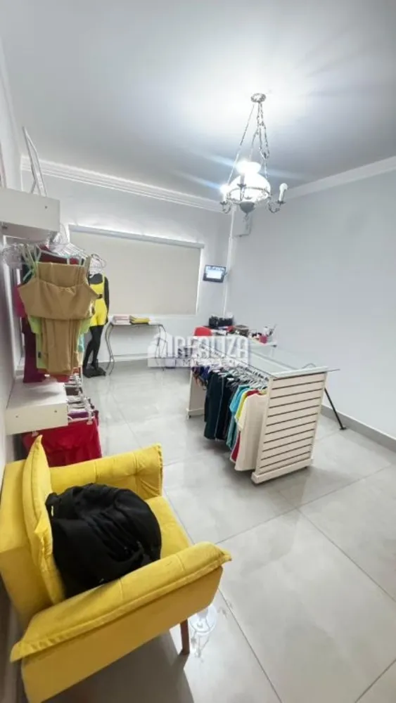 Casa, 3 quartos, 280 m² - Foto 8