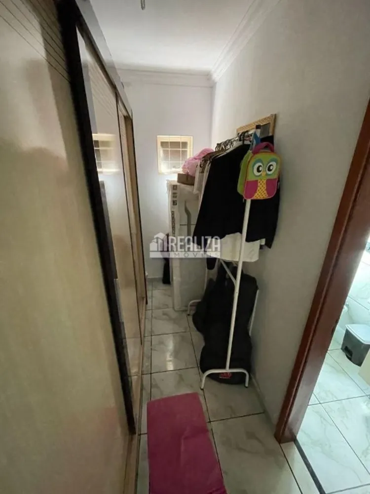 Casa, 3 quartos, 200 m² - Foto 1