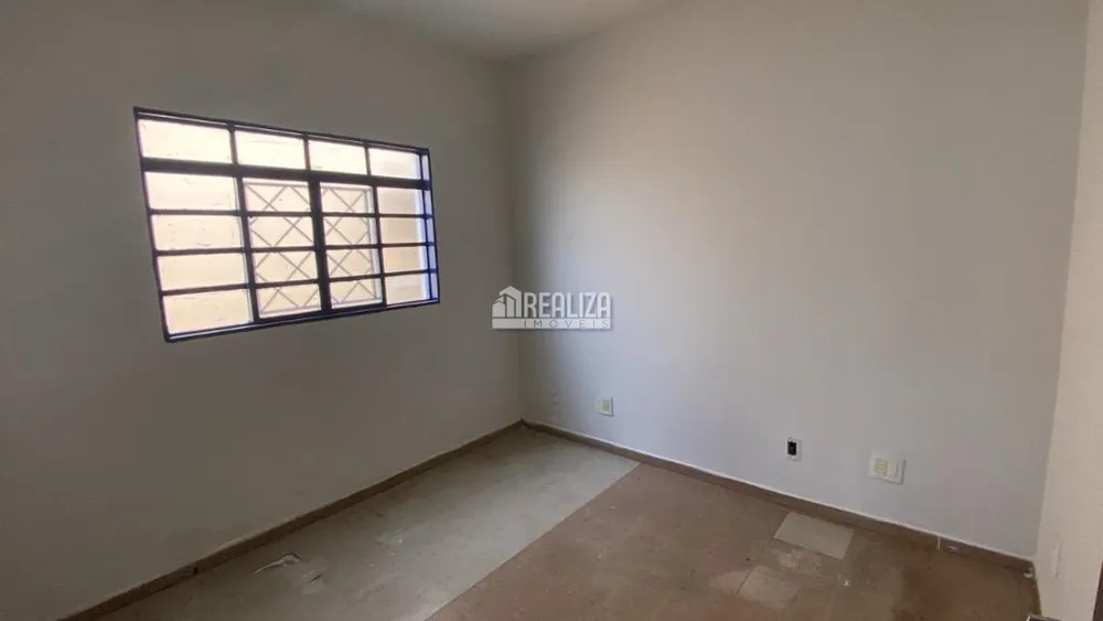 Casa, 5 quartos, 150 m² - Foto 1
