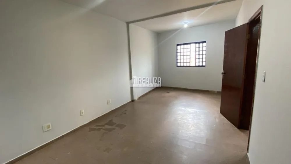 Casa, 5 quartos, 150 m² - Foto 3