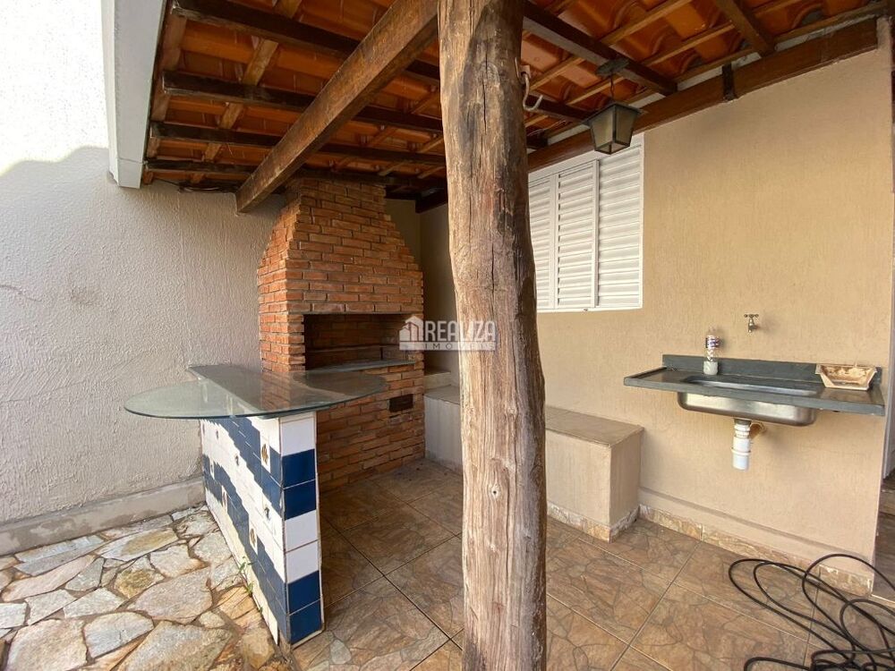 Casa, 3 quartos, 184 m² - Foto 4