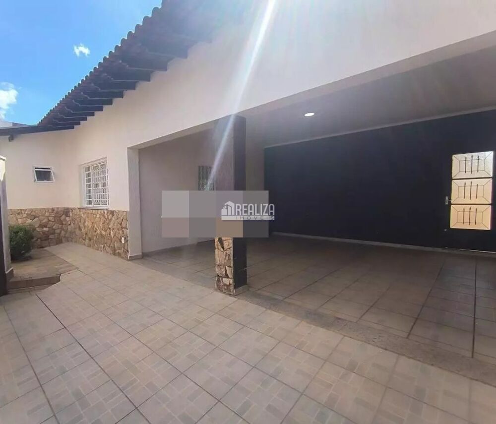 Casa à venda com 4 quartos, 170m² - Foto 8
