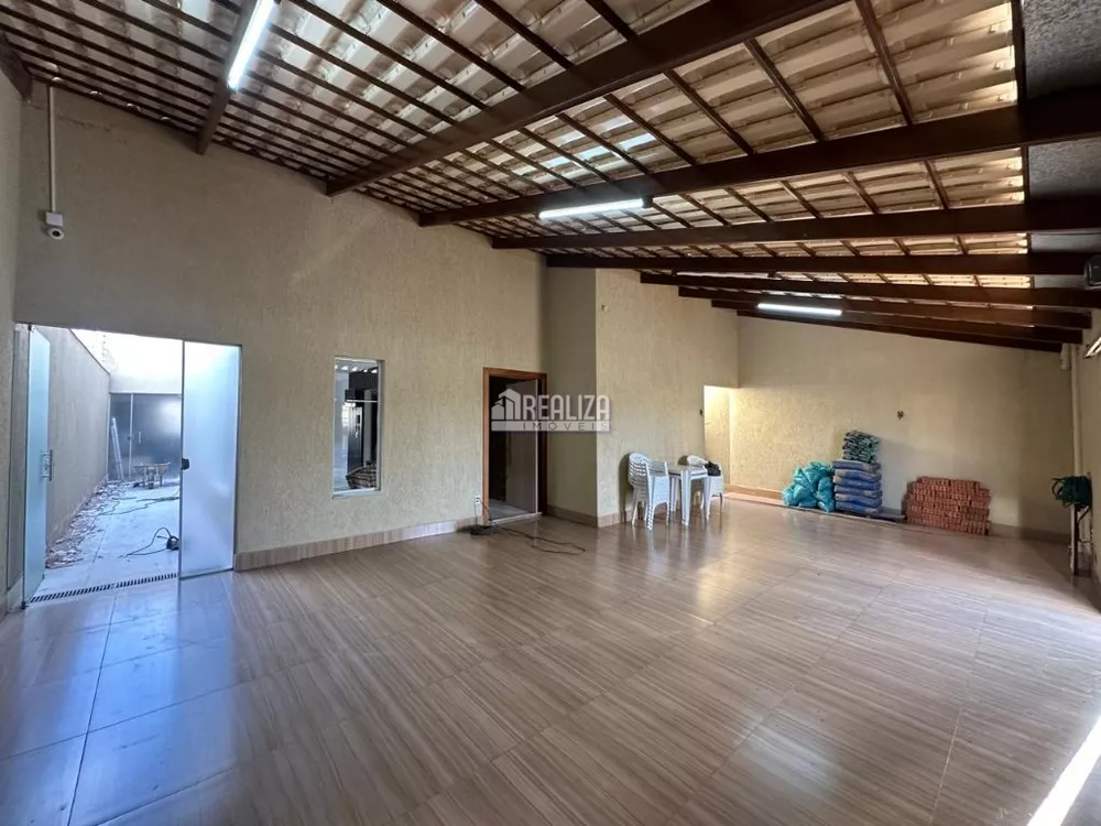 Casa, 3 quartos, 220 m² - Foto 10