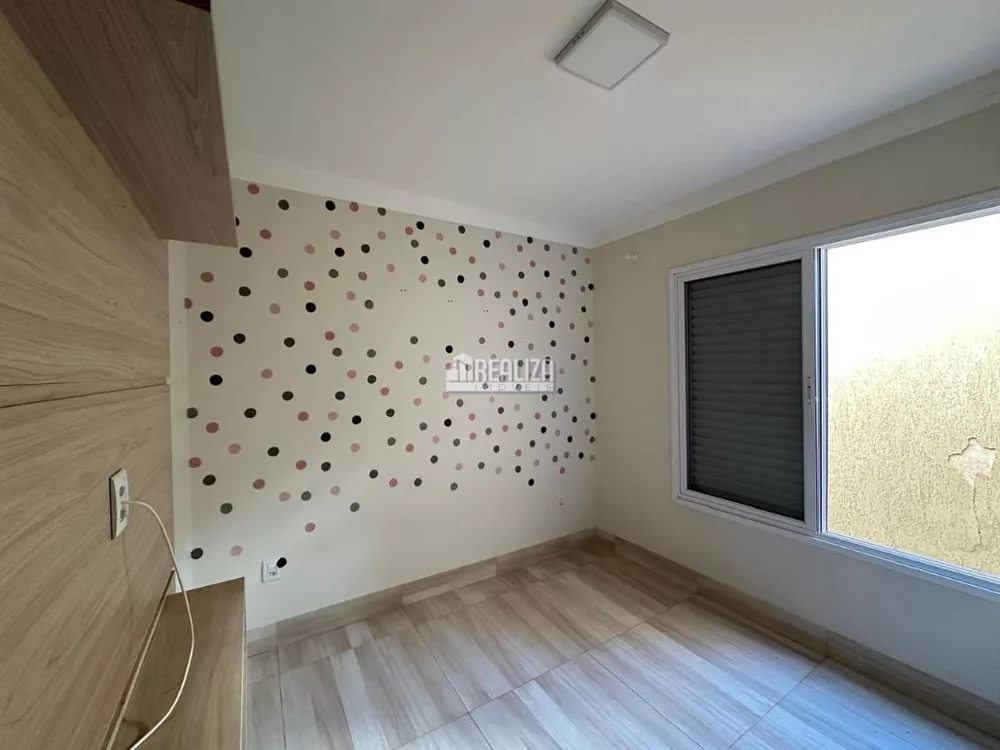 Casa, 3 quartos, 220 m² - Foto 3
