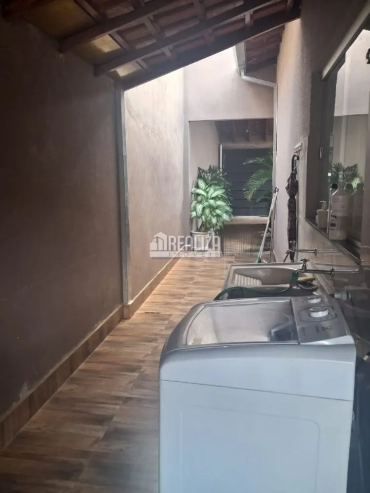 Casa, 2 quartos, 159 m² - Foto 14