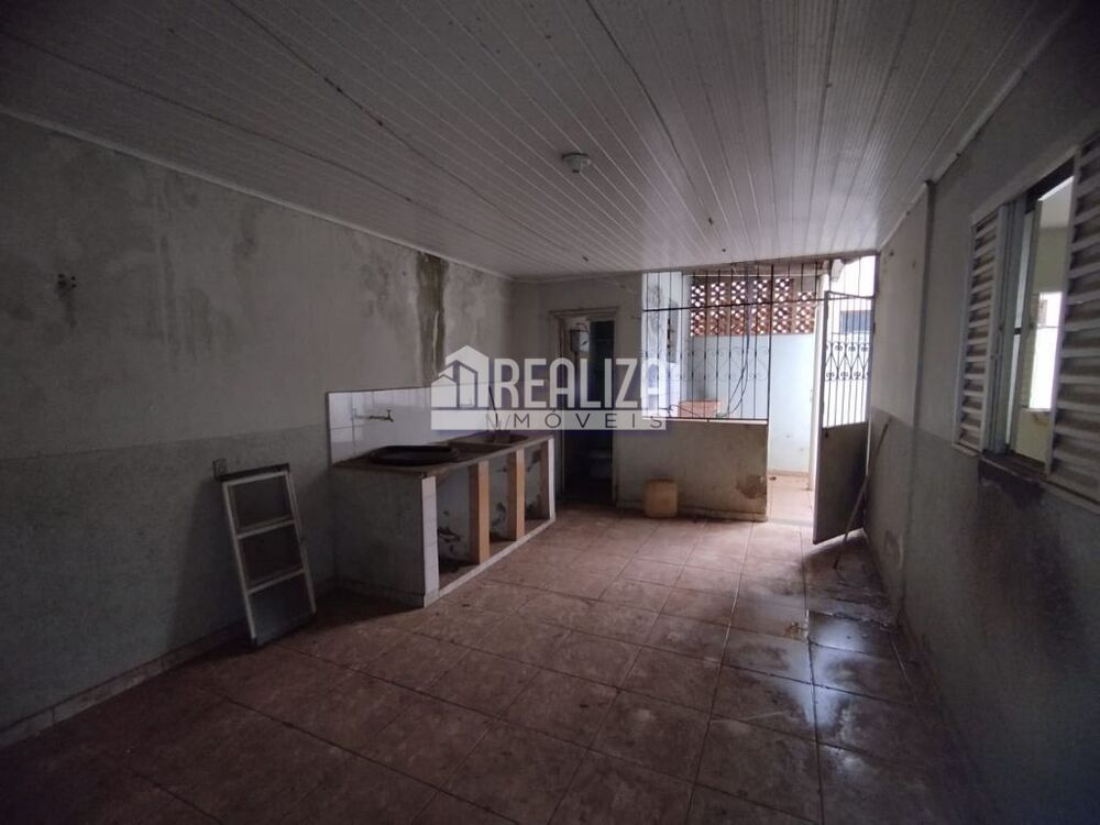 Casa à venda com 3 quartos, 150m² - Foto 12