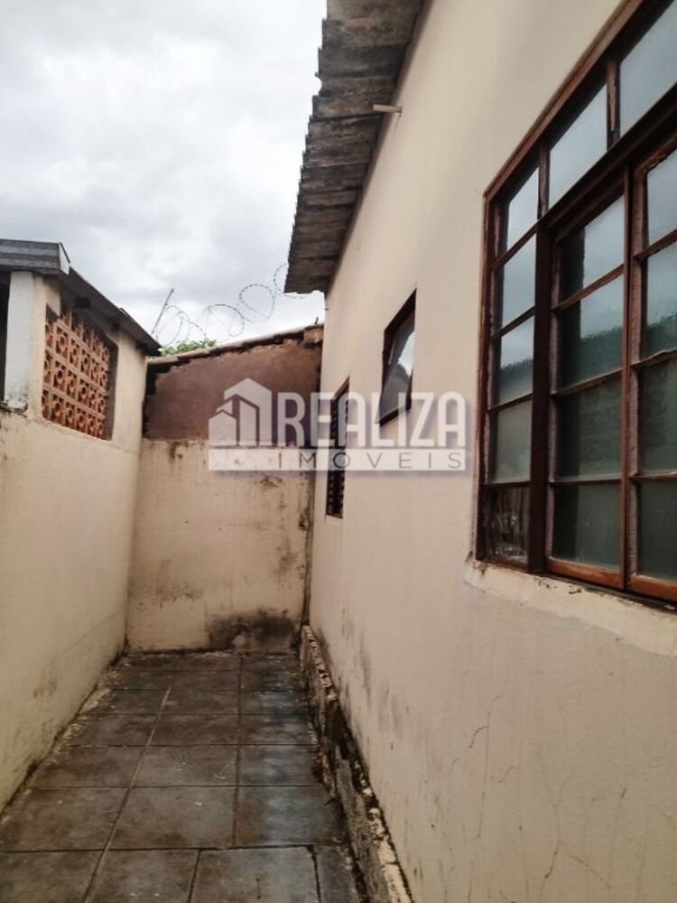 Casa à venda com 3 quartos, 150m² - Foto 11