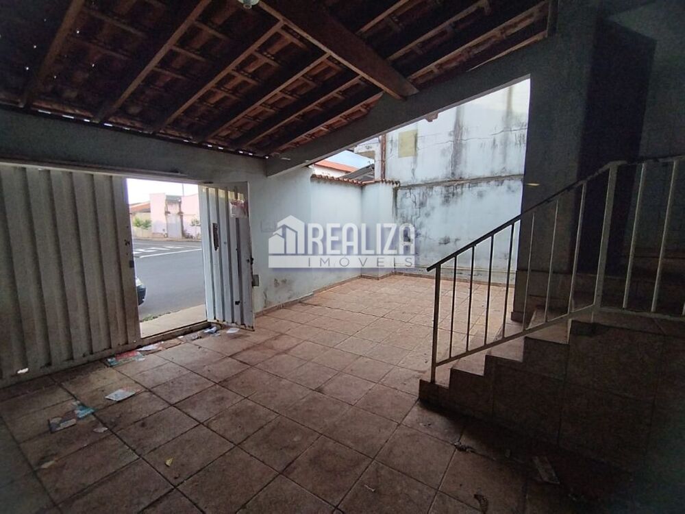 Casa à venda com 3 quartos, 150m² - Foto 4
