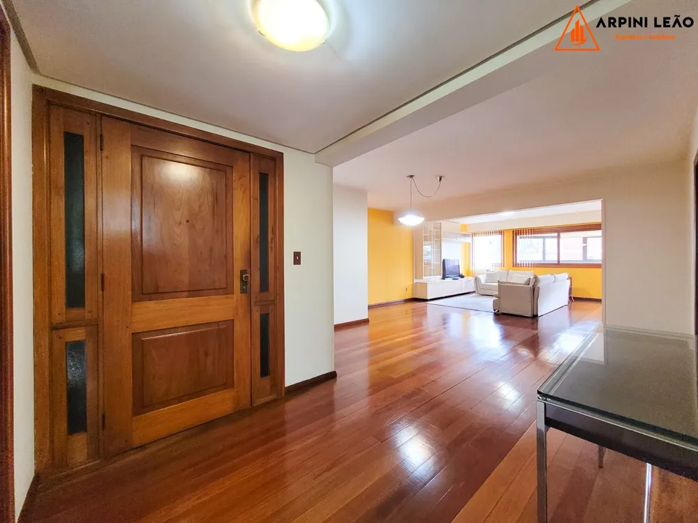 Apartamento, 3 quartos, 236 m² - Foto 2