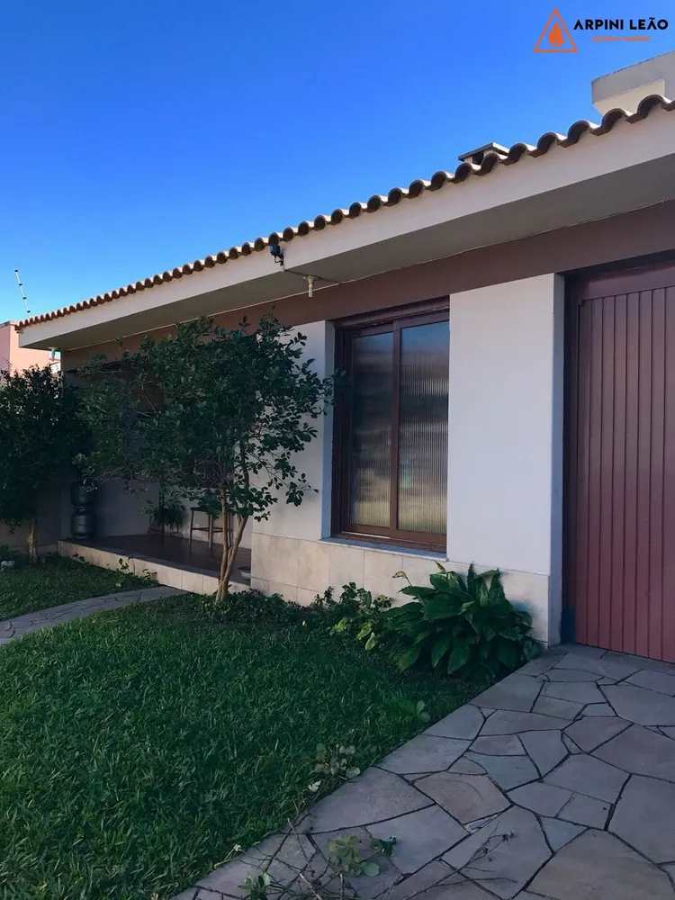 Casa, 3 quartos, 270 m² - Foto 1